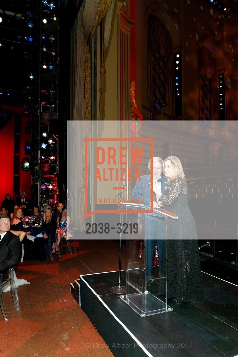 Tad Taube, Dianne Taube, Dinner on the Opera House Stage 2017, War Memorial Opera House, December 4th, 2017, Photo #2038-3219 Tad Taube, Dianne Taube, Photo #2038-3219