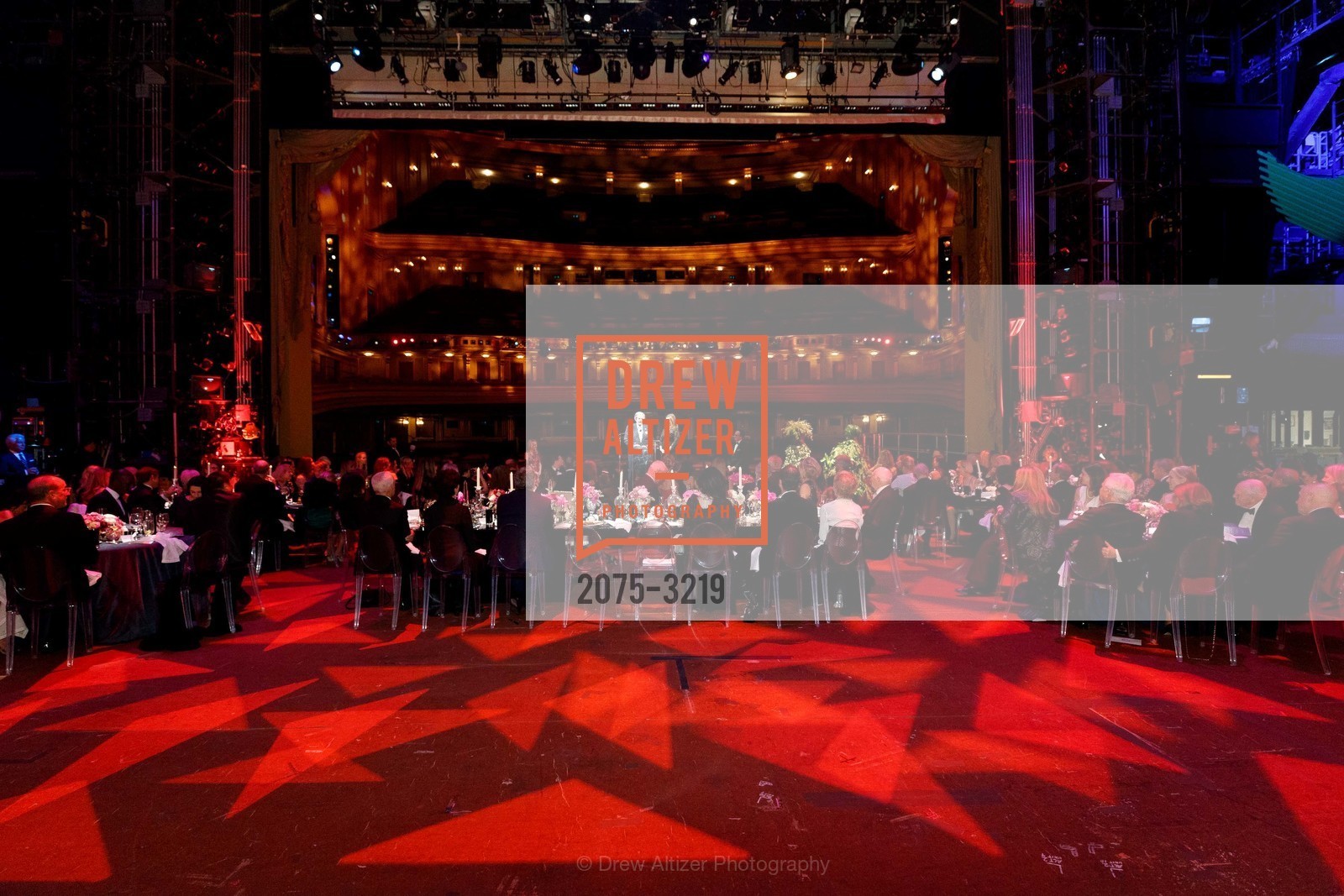 Atmosphere, Dinner on the Opera House Stage 2017, War Memorial Opera House, Photo #2075-3219 Atmosphere, Photo #2075-3219