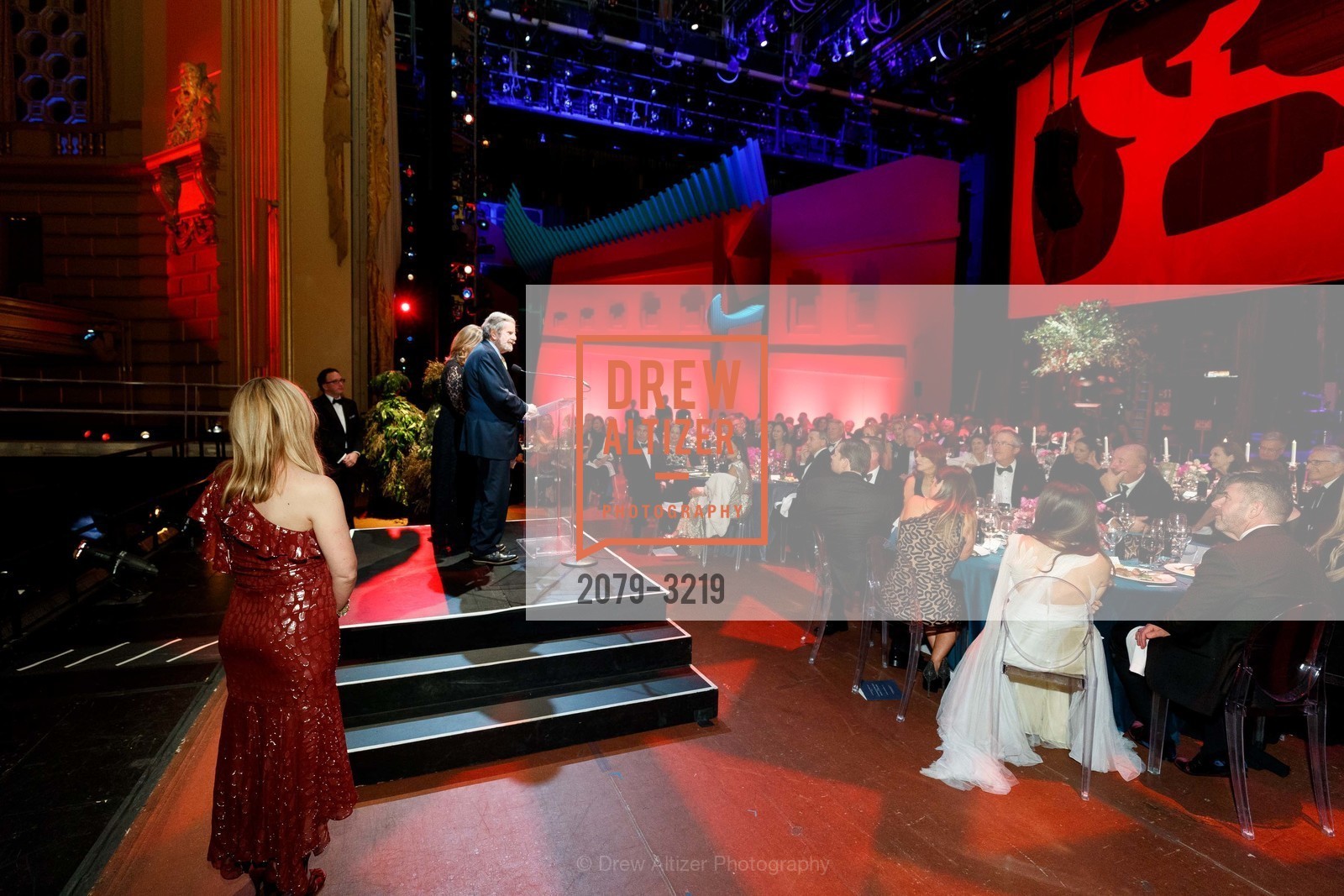 Atmosphere, Dinner on the Opera House Stage 2017, War Memorial Opera House, Photo #2079-3219 Atmosphere, Photo #2079-3219