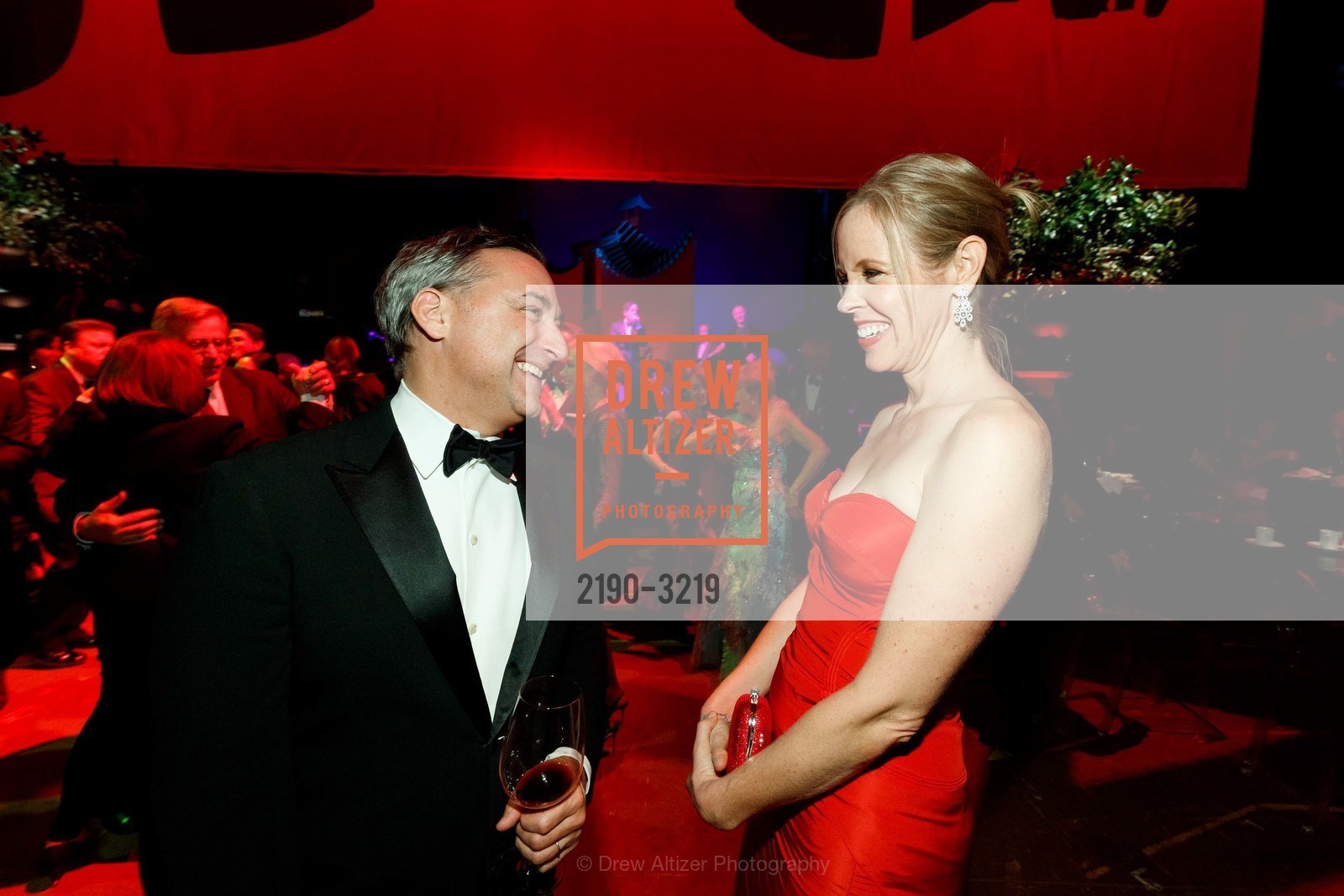 Michael Cuggino, Holly Cuggino, Dinner on the Opera House Stage 2017, War Memorial Opera House, Photo #2190-3219 Michael Cuggino, Holly Cuggino, Photo #2190-3219