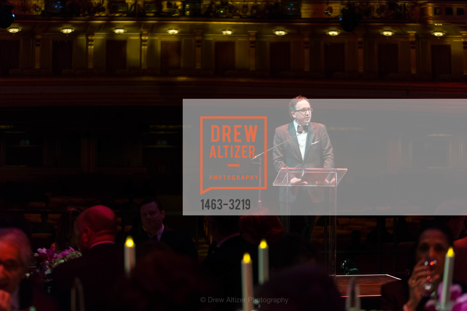 Matthew Shilvock, Dinner on the Opera House Stage 2017, War Memorial Opera House, Photo #1463-3219 Matthew Shilvock, Photo #1463-3219