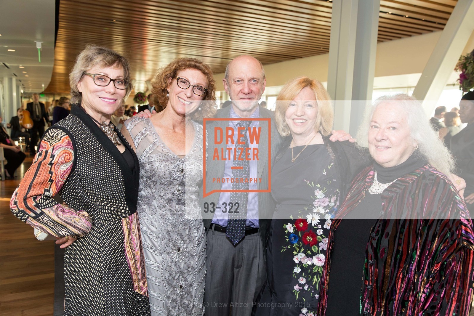 Leigh Teece, Maris Meyerson, Dan Rubinfeld, Gail Rubinfeld, Helen Meyer, Gucci & Vogue Dinner, UC Berkeley's Greek Theatre. UC Berkeley's Greek Theatre, . 2001 Gayley Rd, September 25th, 2015, Photo #93-322 Leigh Teece, Maris Meyerson, Dan Rubinfeld, Gail Rubinfeld, Helen Meyer, Photo #93-322
