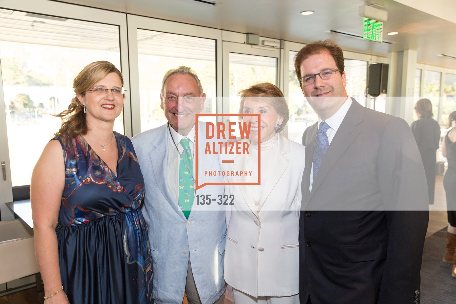 Birgit Hottenrott, Sanford Weill, Joan Weill, Matias Tarnopolsky, Gucci & Vogue Dinner, UC Berkeley's Greek Theatre. UC Berkeley's Greek Theatre, . 2001 Gayley Rd, September 25th, 2015, Photo #135-322 Birgit Hottenrott, Sanford Weill, Joan Weill, Matias Tarnopolsky, Photo #135-322