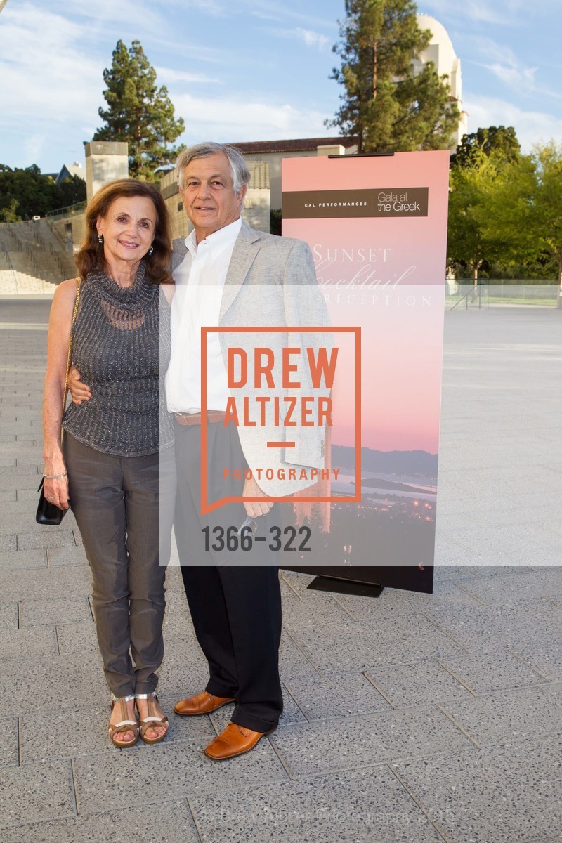 Sylvia Kendleman, Simon Kendleman, Gala at The Greek Benefiting Cal Performances, UC Berkeley's Greek Theatre. 2001 Gayley Rd, September 25th, 2015,Drew Altizer, Drew Altizer Photography, full-service agency, private events, San Francisco photographer, photographer california