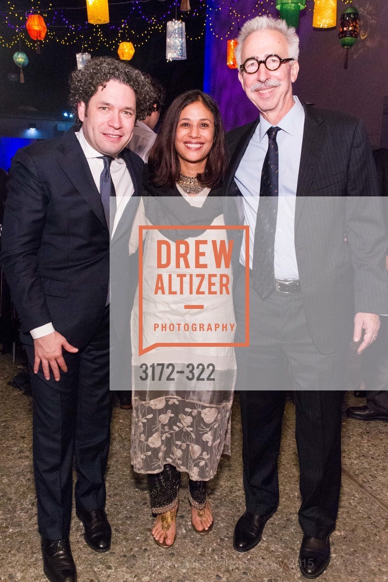 Gustavo Dudamel, Janaki Bakhle, Nicholas Dirks, Photo #3172-322