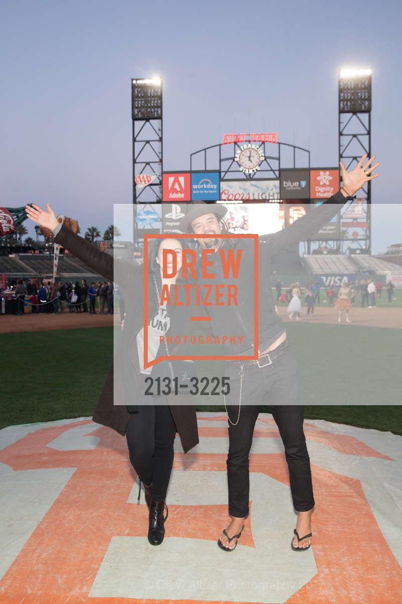 Sara Agah Franti, Michael Franti, Holiday Heroes 2017, AT&T Park. 24 Willie Mays Plaza, San Francisco, CA, December 5th, 2017, Photo #2131-3225 Sara Agah Franti, Michael Franti, Photo #2131-3225