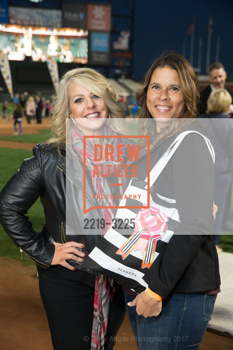 Heidi, Erica Arteseros, Holiday Heroes 2017, AT&T Park. 24 Willie Mays Plaza, San Francisco, CA, December 5th, 2017, Photo #2219-3225 Heidi, Erica Arteseros, Photo #2219-3225