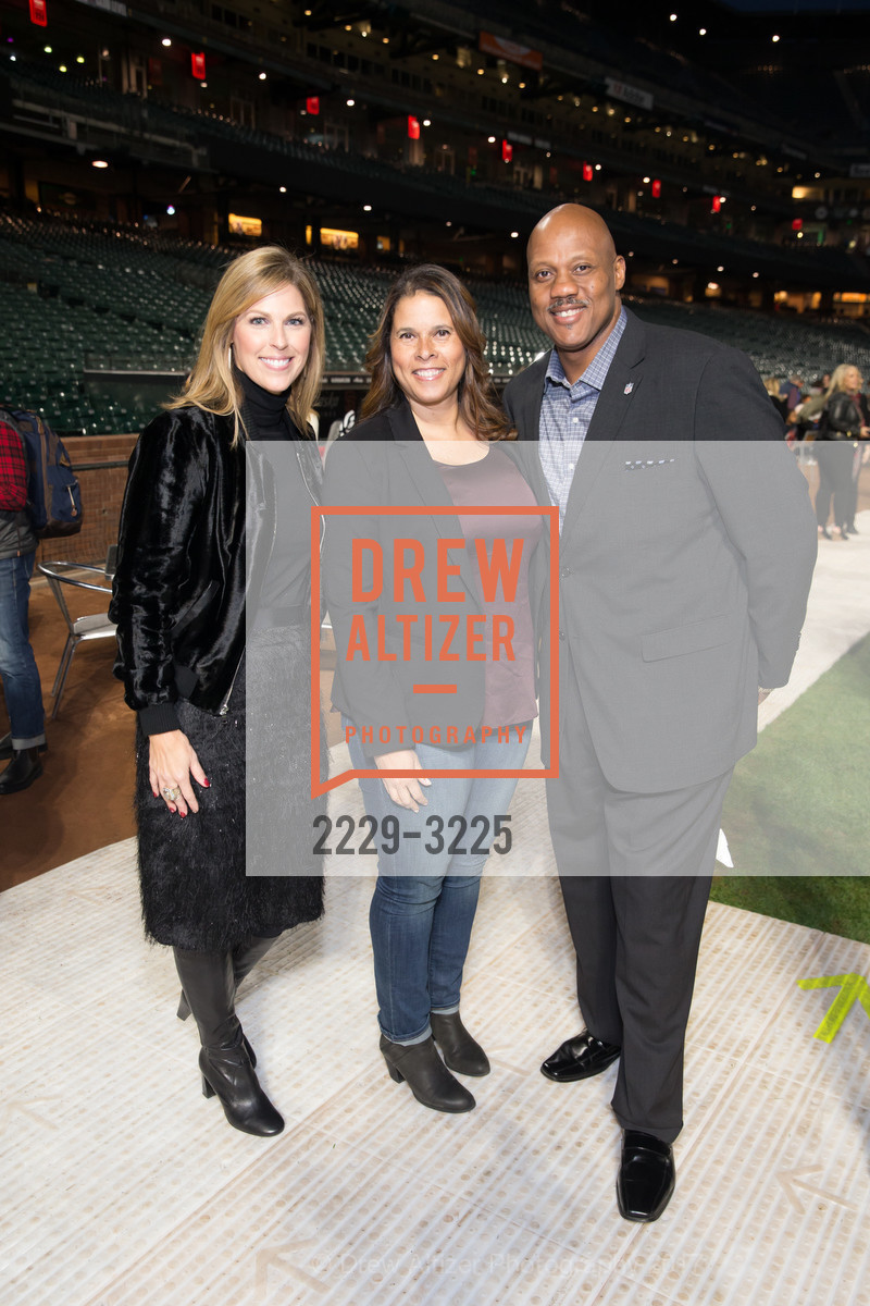 Holiday Heroes 2017, AT&T Park. 24 Willie Mays Plaza, San Francisco, CA, December 5th, 2017, Photo #2229-3225 Photo #2229-3225