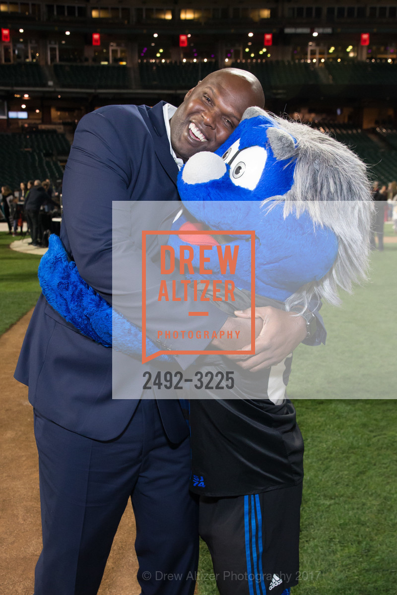 Adonal Foyle, Holiday Heroes 2017, AT&T Park. 24 Willie Mays Plaza, San Francisco, CA, December 5th, 2017, Photo #2492-3225 Adonal Foyle, Photo #2492-3225