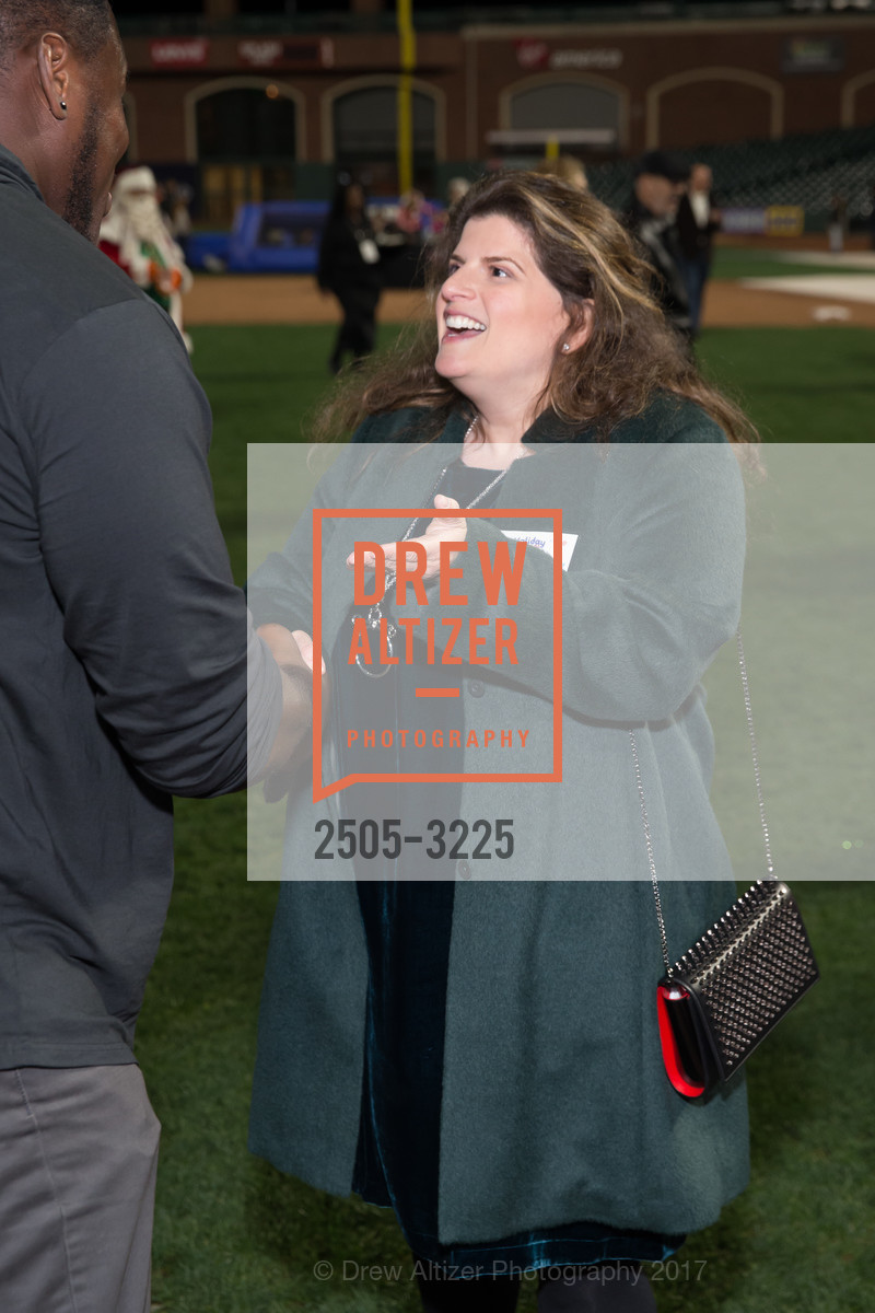 Kelechi Osemele, Amy Wender-Hoch, Holiday Heroes 2017, AT&T Park. 24 Willie Mays Plaza, San Francisco, CA, December 5th, 2017, Photo #2505-3225 Kelechi Osemele, Amy Wender-Hoch, Photo #2505-3225