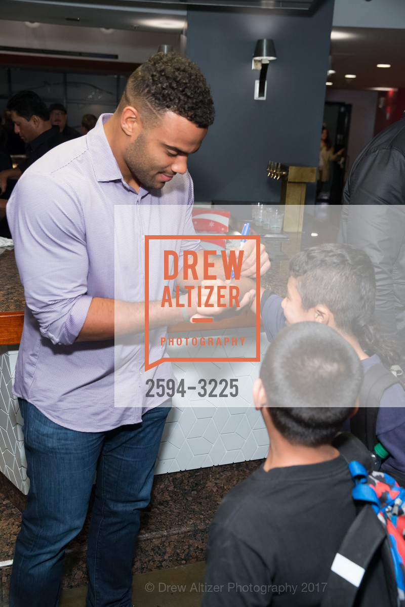 Soloman Thomas, Holiday Heroes 2017, AT&T Park. 24 Willie Mays Plaza, San Francisco, CA, December 5th, 2017, Photo #2594-3225 Soloman Thomas, Photo #2594-3225