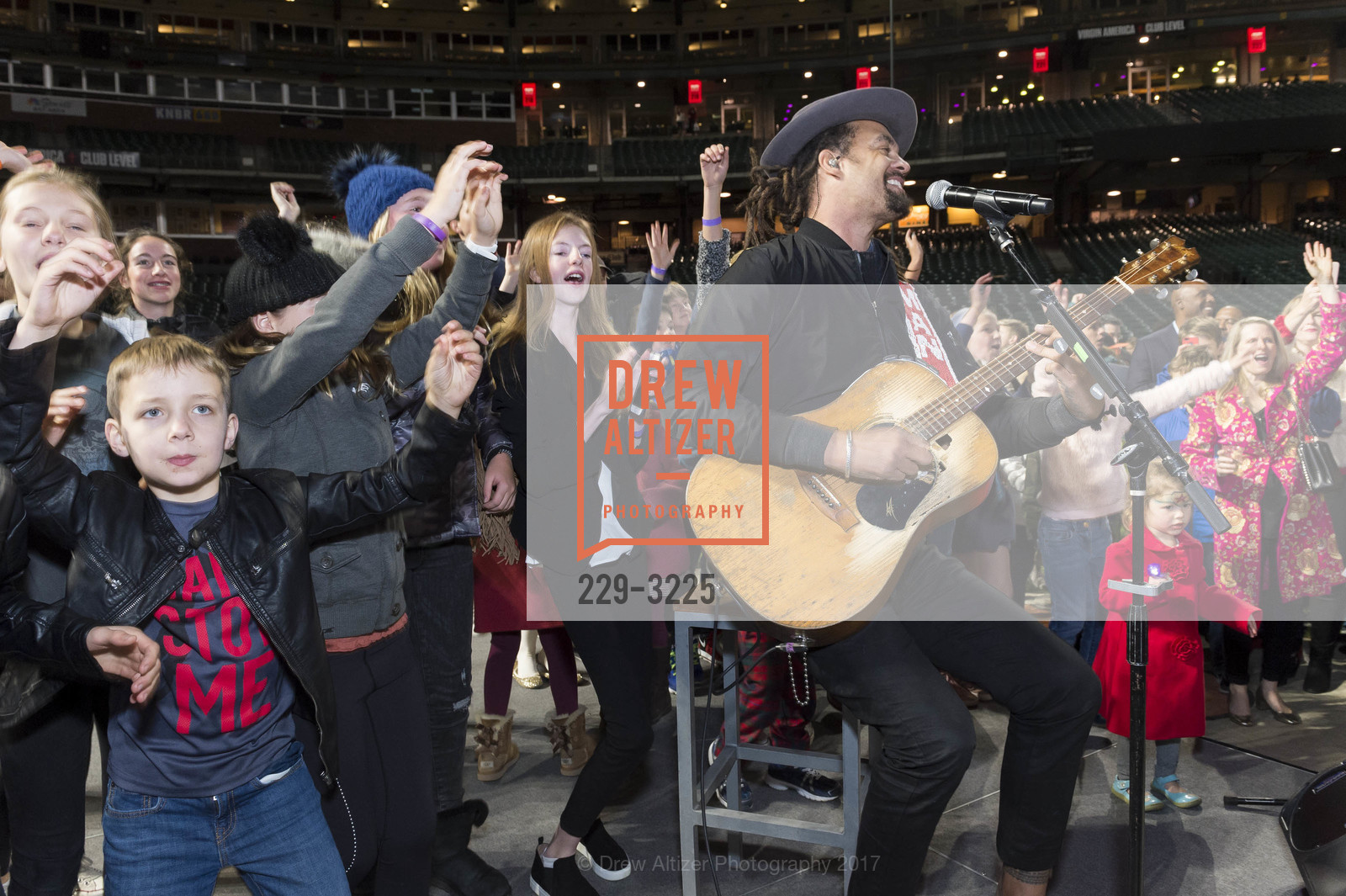 Michael Franti, Holiday Heroes 2017, AT&T Park. 24 Willie Mays Plaza, San Francisco, CA, December 5th, 2017, Photo #229-3225 Michael Franti, Photo #229-3225