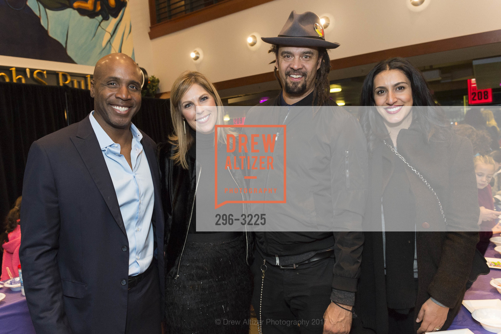 Barry Bond, Mendy Calegari, Michael Franti, Sara Agah Franti, Holiday Heroes 2017, AT&T Park. 24 Willie Mays Plaza, San Francisco, CA, December 5th, 2017, Photo #296-3225 Barry Bond, Mendy Calegari, Michael Franti, Sara Agah Franti, Photo #296-3225