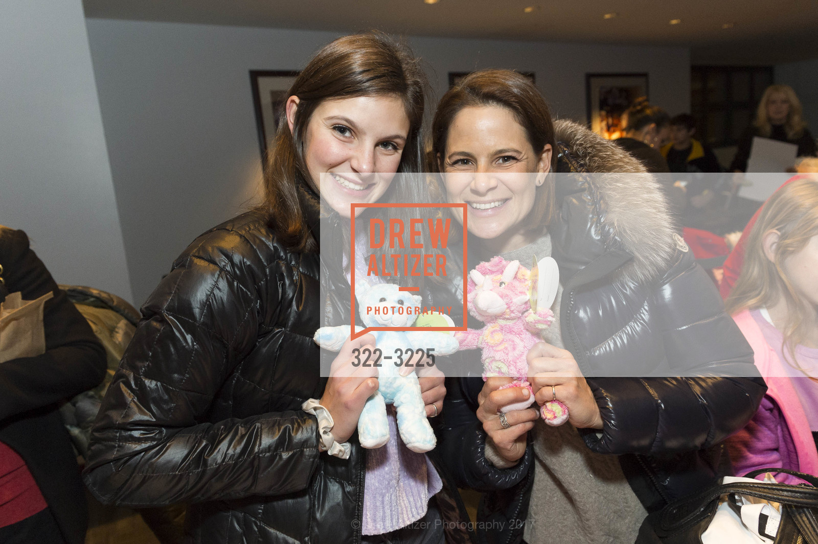 Wendy Reichard, Scarlett Reichard, Holiday Heroes 2017, AT&T Park. 24 Willie Mays Plaza, San Francisco, CA, December 5th, 2017, Photo #322-3225 Wendy Reichard, Scarlett Reichard, Photo #322-3225