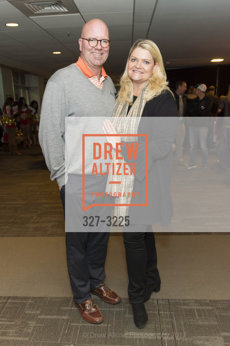 Jeff Roberts, Kate Roberts, Holiday Heroes 2017, AT&T Park. 24 Willie Mays Plaza, San Francisco, CA, December 5th, 2017, Photo #327-3225 Jeff Roberts, Kate Roberts, Photo #327-3225