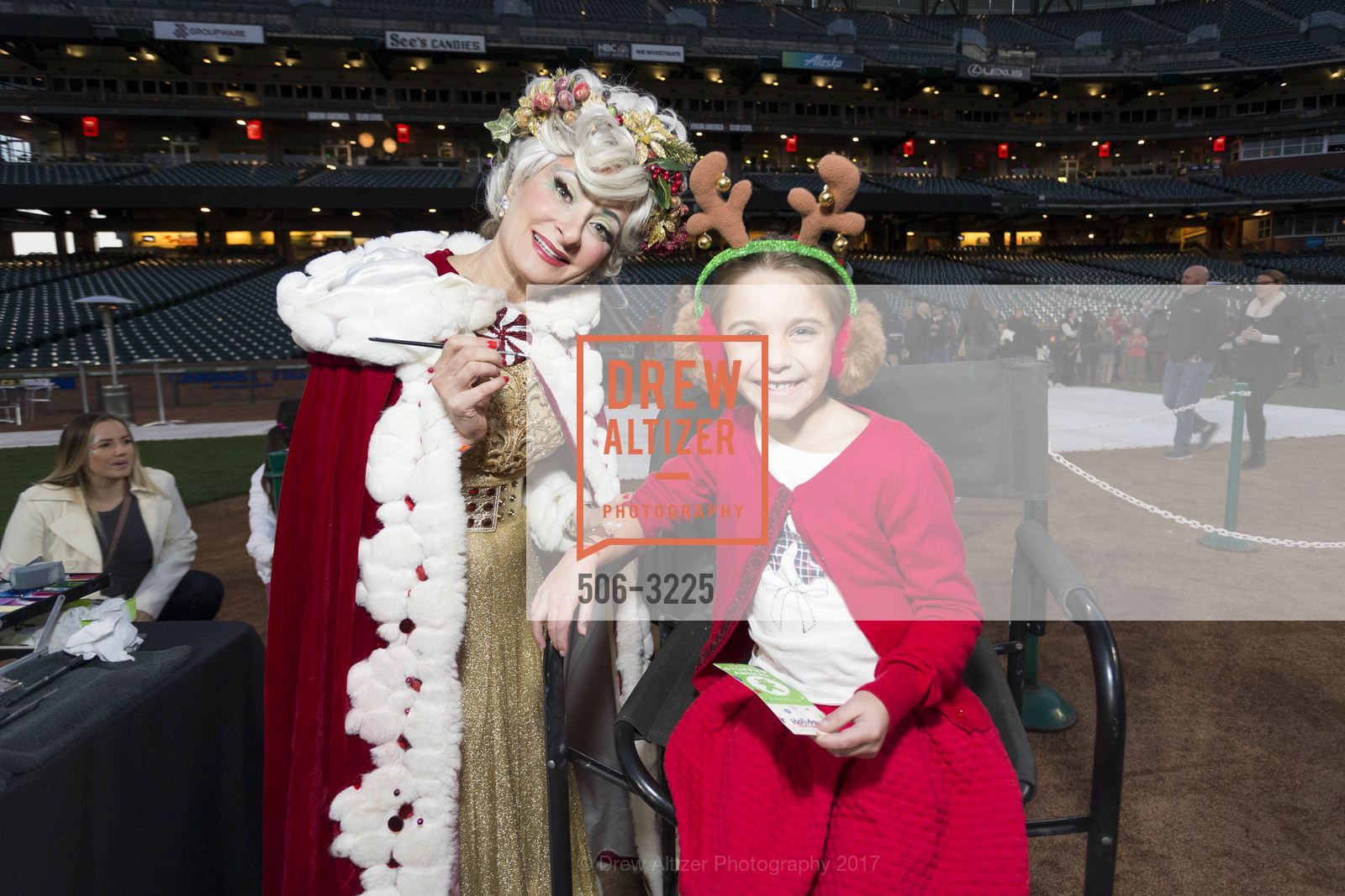 Holiday Heroes 2017, AT&T Park. 24 Willie Mays Plaza, San Francisco, CA, December 5th, 2017, Photo #506-3225 Photo #506-3225