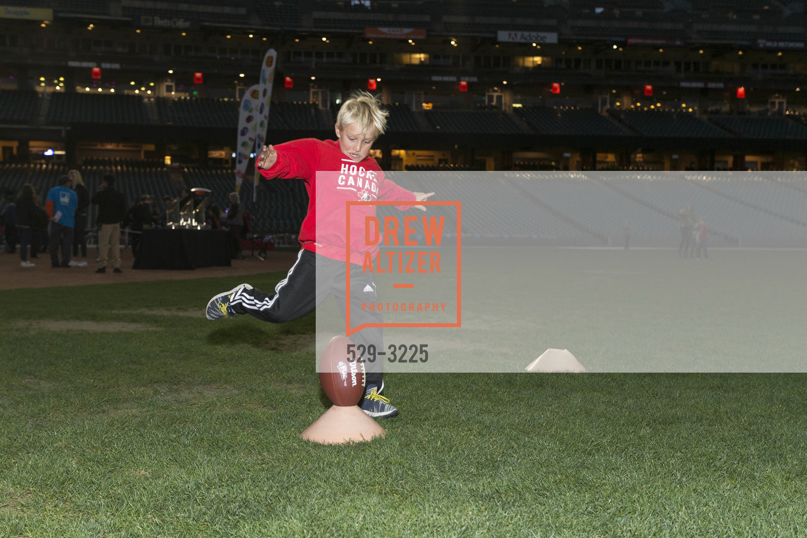 Atmosphere, Holiday Heroes 2017, AT&T Park. 24 Willie Mays Plaza, San Francisco, CA, December 5th, 2017, Photo #529-3225 Atmosphere, Photo #529-3225