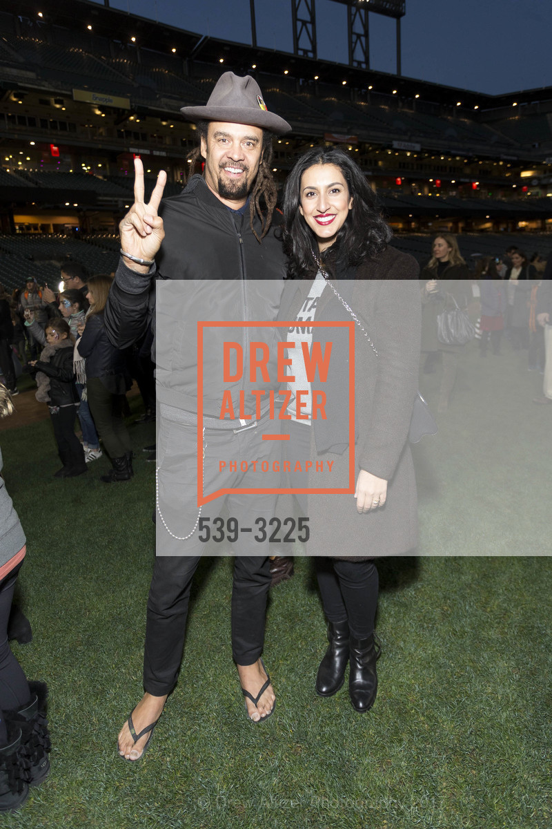 Michael Franti, Sara Agah Franti, Holiday Heroes 2017, AT&T Park. 24 Willie Mays Plaza, San Francisco, CA, December 5th, 2017, Photo #539-3225 Michael Franti, Sara Agah Franti, Photo #539-3225