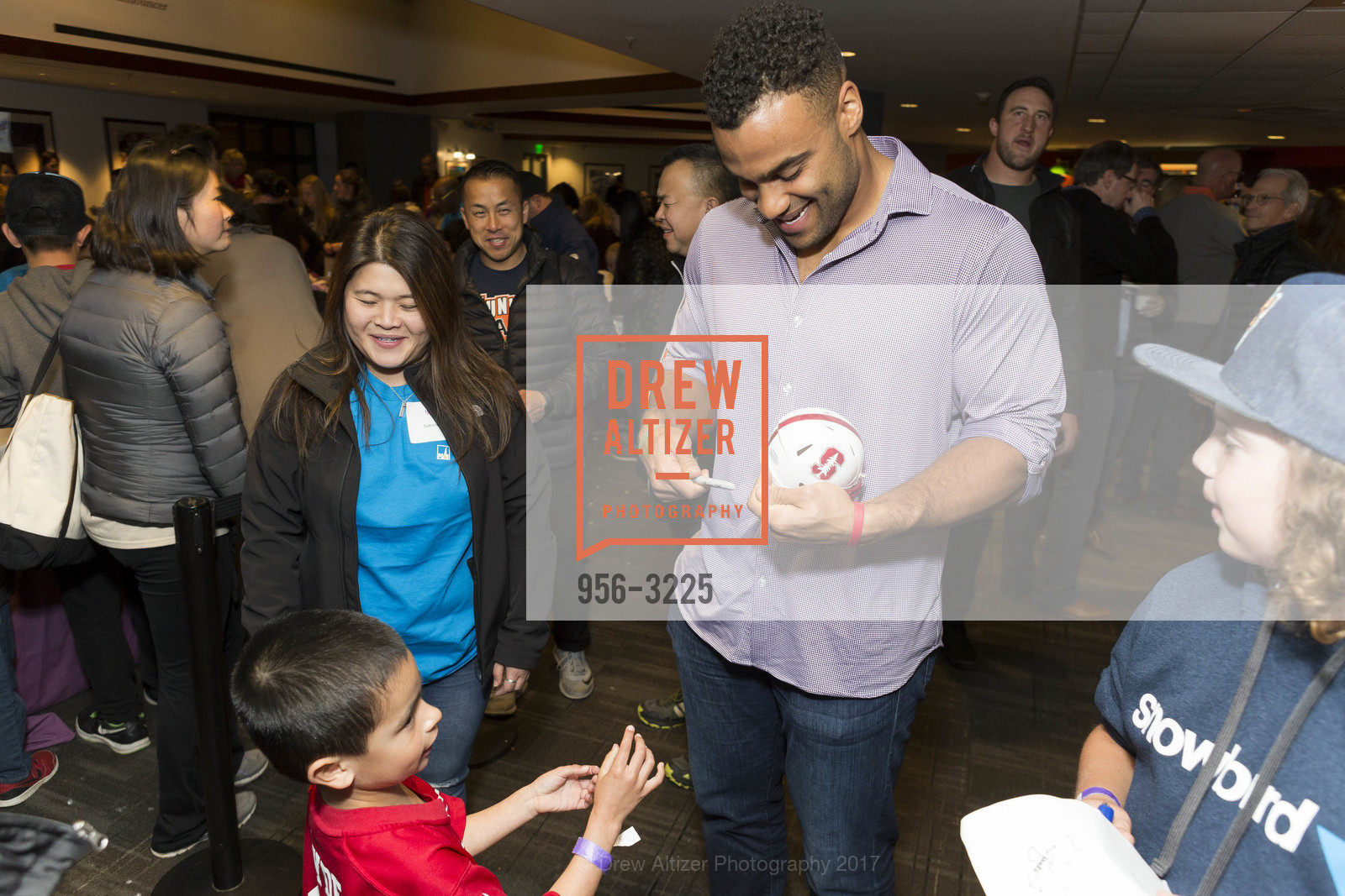 Soloman Thomas, Holiday Heroes 2017, AT&T Park. 24 Willie Mays Plaza, San Francisco, CA, December 5th, 2017, Photo #956-3225 Soloman Thomas, Photo #956-3225