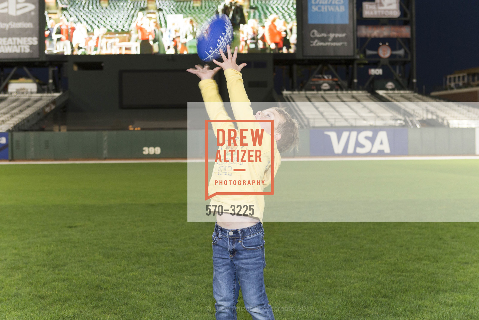 Atmosphere, Holiday Heroes 2017, AT&T Park. 24 Willie Mays Plaza, San Francisco, CA, December 5th, 2017, Photo #570-3225 Atmosphere, Photo #570-3225