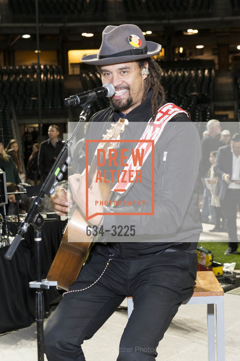 Holiday Heroes 2017, AT&T Park. 24 Willie Mays Plaza, San Francisco, CA, December 5th, 2017, Photo #634-3225 Photo #634-3225