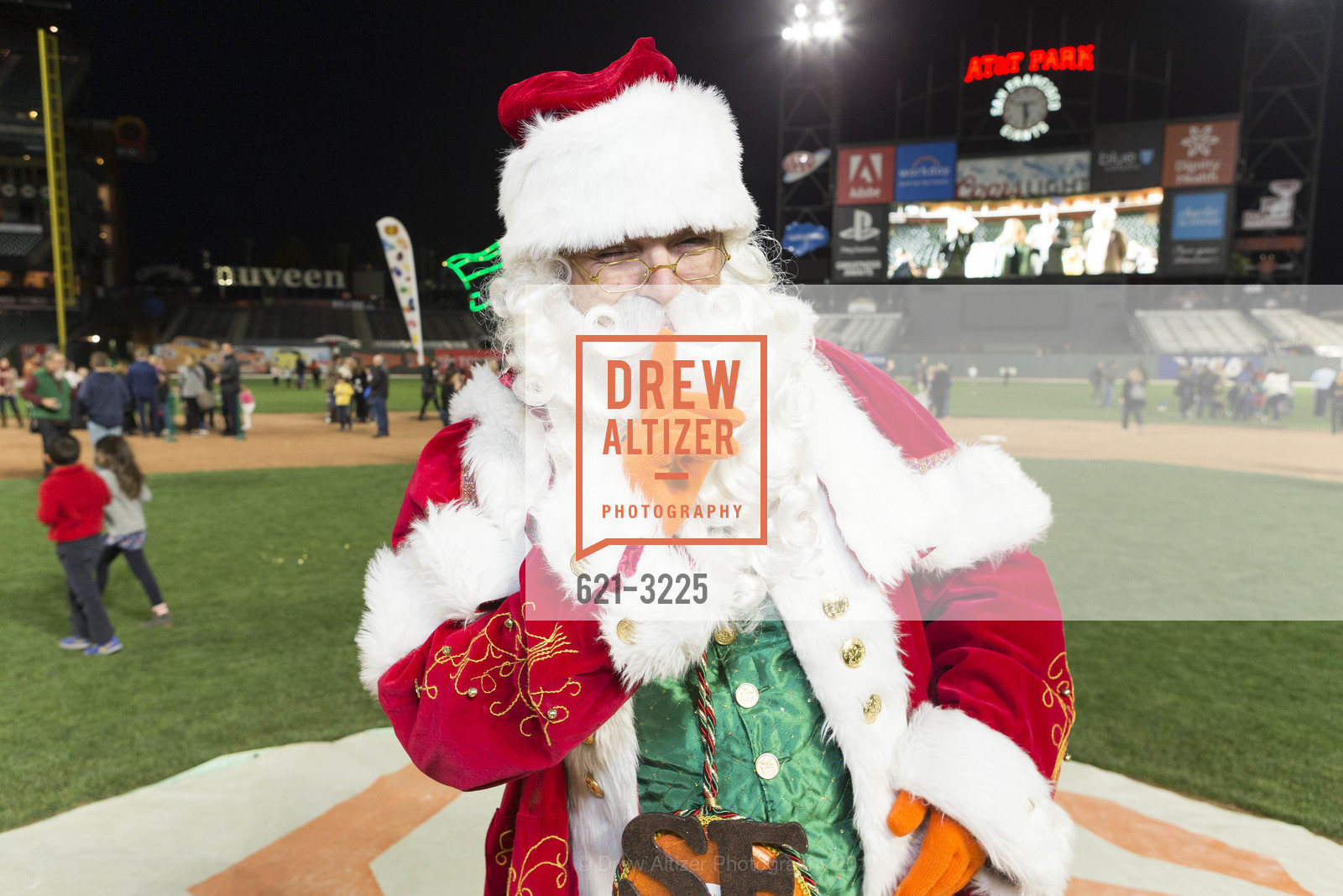 Santa Claus, Holiday Heroes 2017, AT&T Park. 24 Willie Mays Plaza, San Francisco, CA, December 5th, 2017, Photo #621-3225 Santa Claus, Photo #621-3225