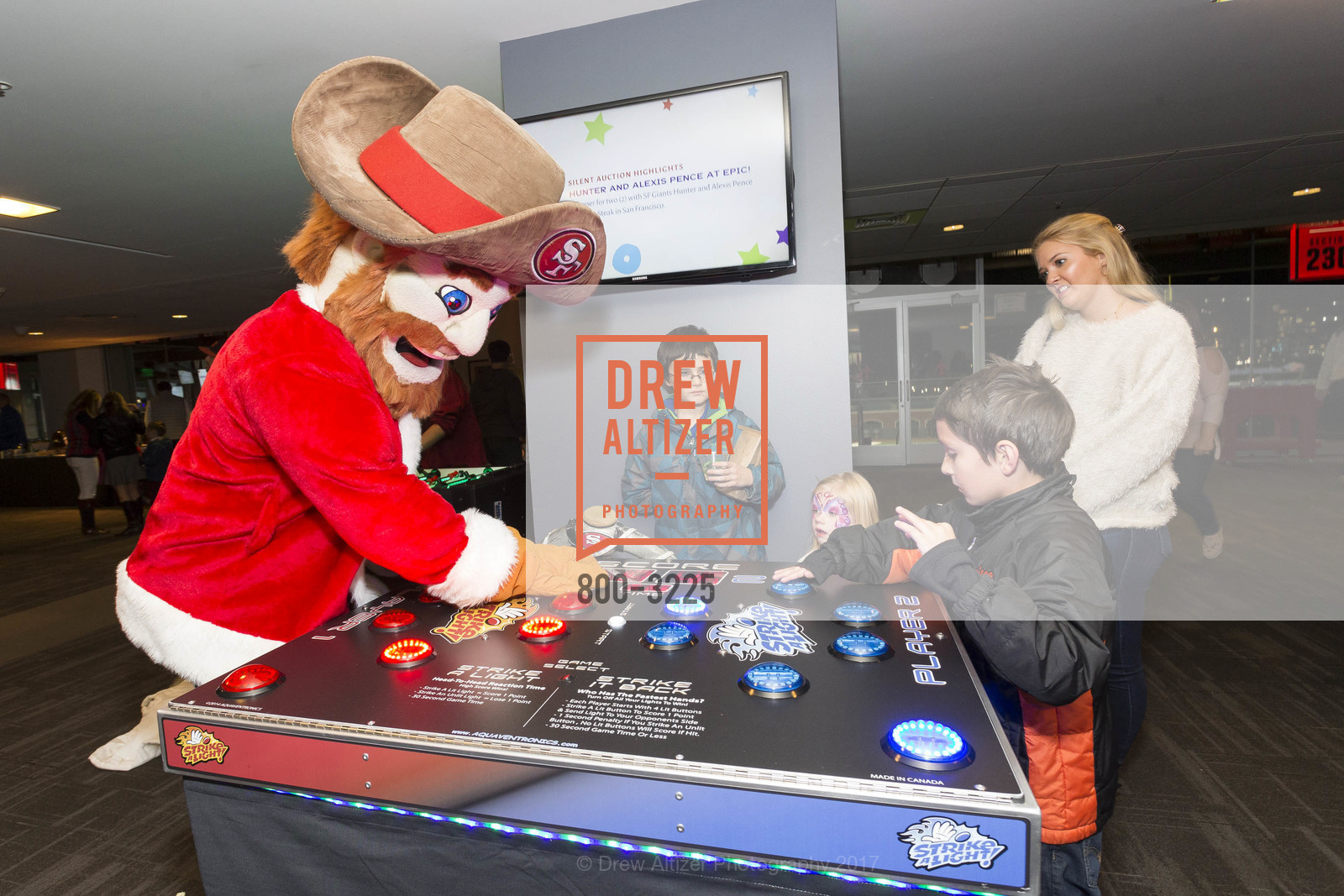 Atmosphere, Holiday Heroes 2017, AT&T Park. 24 Willie Mays Plaza, San Francisco, CA, December 5th, 2017, Photo #800-3225 Atmosphere, Photo #800-3225