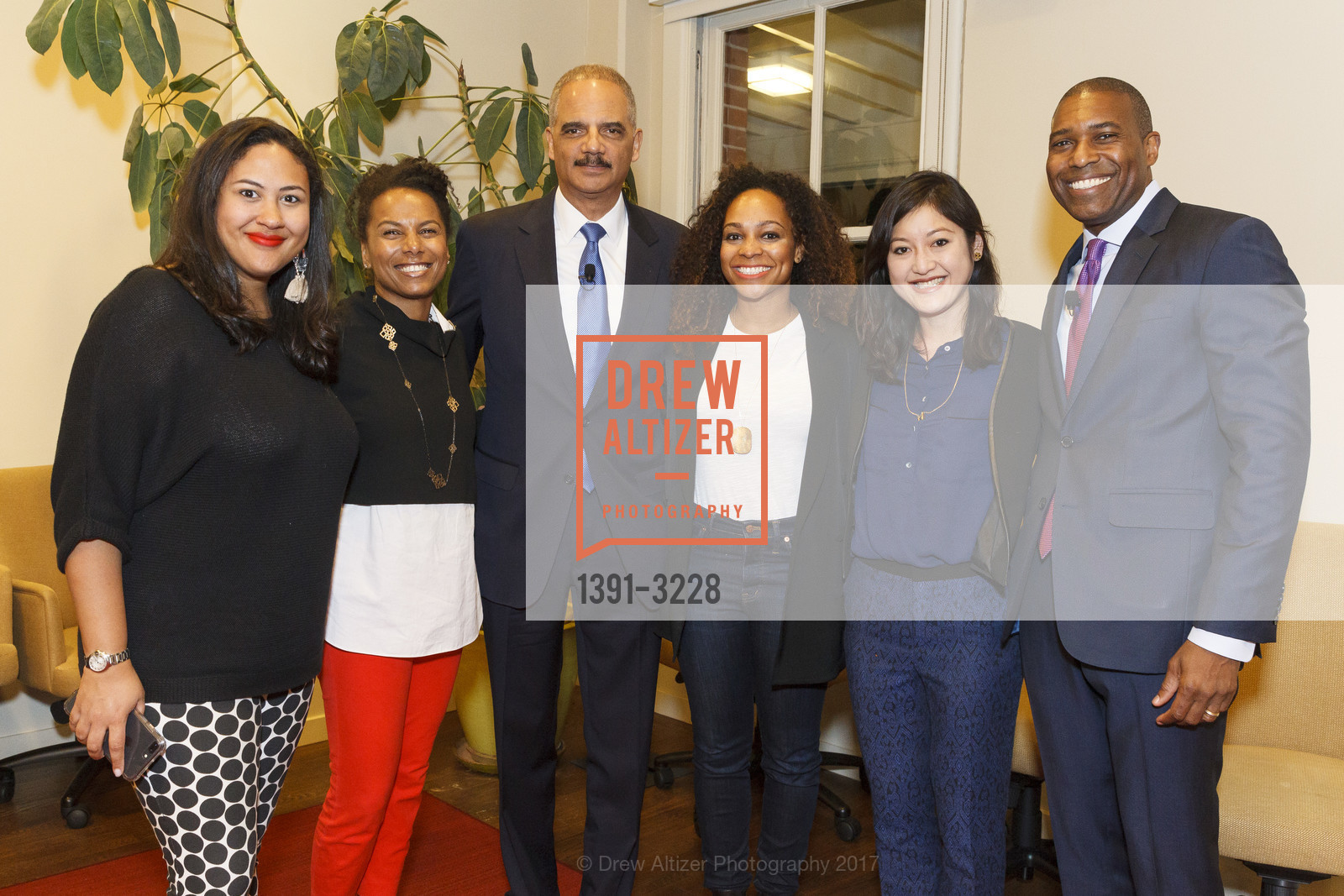 Bettie Thompson, Maxine Williams, Eric Holder, Monique Dorsainvil, Mana Nakagawa, Tony West, Photo #1391-3228