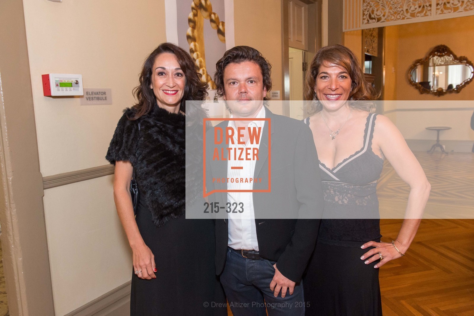 Agnes Faure, Jean-Michel Othoniel, Giselle Sponholtz, Gucci & Vogue Dinner, General's Residence. General's Residence, . 1 Franklin St, September 25th, 2015, Photo #215-323 Agnes Faure, Jean-Michel Othoniel, Giselle Sponholtz, Photo #215-323