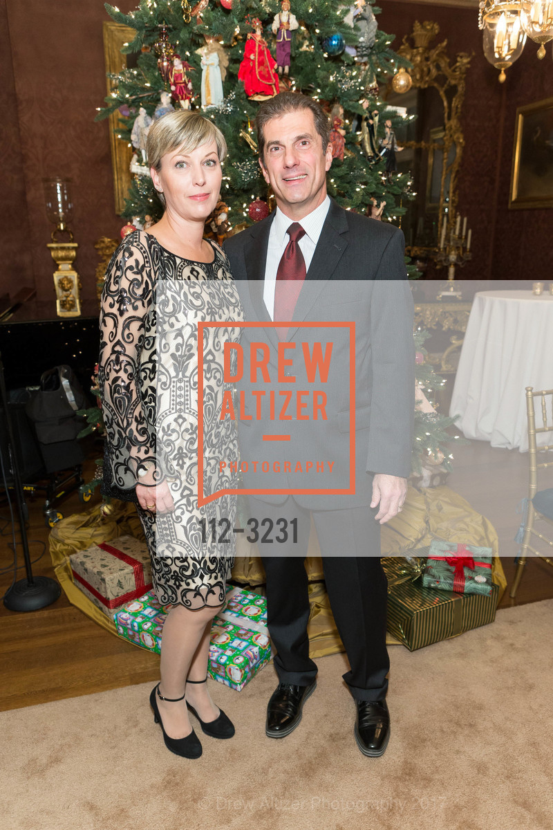 Tamara Sgouropoulos, Antonis Sgouropoulos, Protocol Office Christmas Party Hosted by Gordon and Ann Getty, Private Residence, December 5th, 2017, Photo #112-3231 Tamara Sgouropoulos, Antonis Sgouropoulos, Photo #112-3231