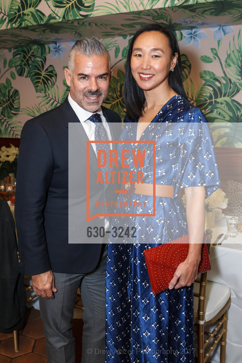 Ron Barajas, Carolyn Chang, Saks Fifth Avenue and David Webb Dinner, Leo's Oyster Bar. 568 Sacramento Street, December 7th, 2017, Photo #630-3242 Ron Barajas, Carolyn Chang, Photo #630-3242