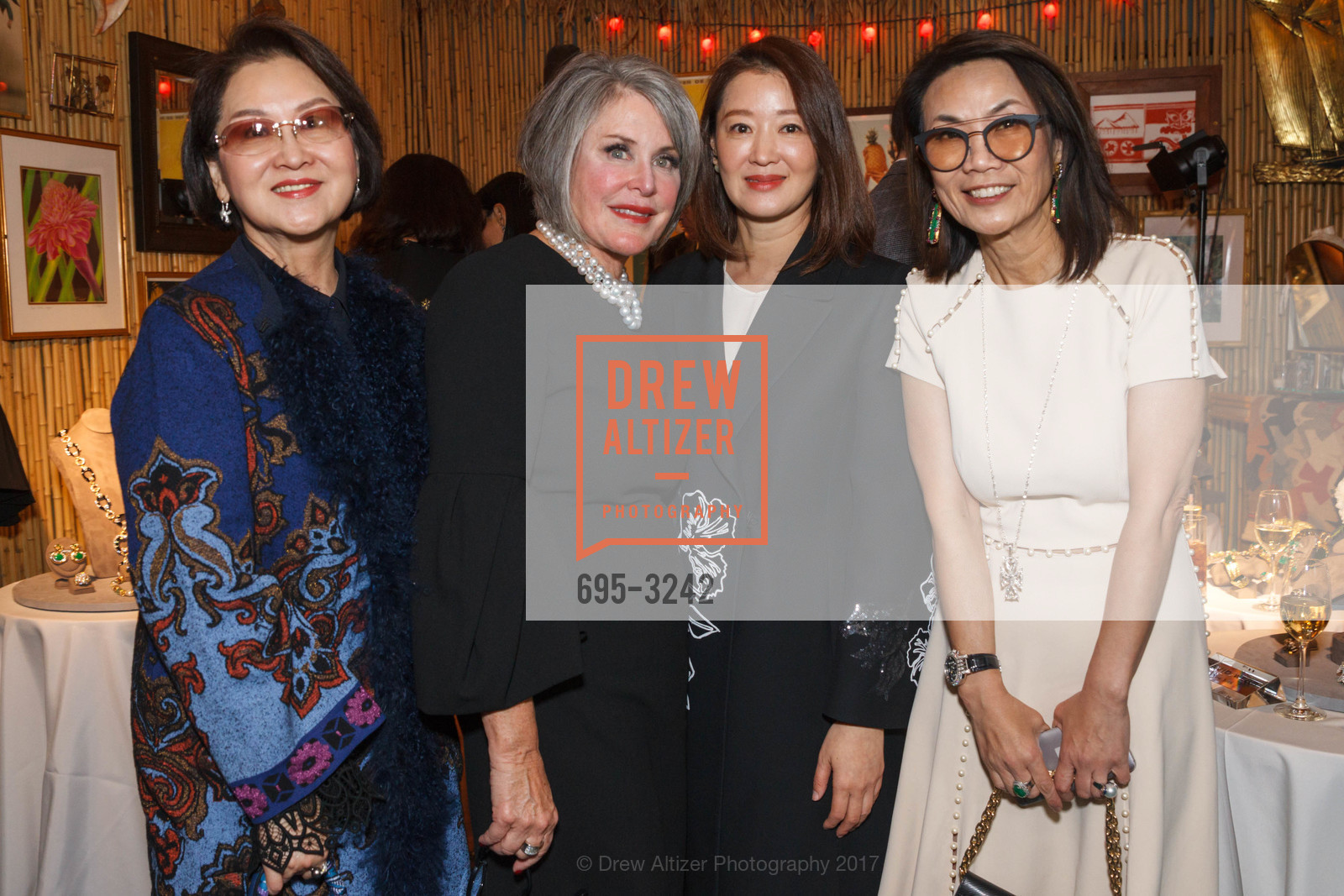 Elaine Yang, Susan Paganini, Sydney Wang, Xiaojun Lee, Saks Fifth Avenue and David Webb Dinner, Leo's Oyster Bar. 568 Sacramento Street, December 7th, 2017, Photo #695-3242 Elaine Yang, Susan Paganini, Sydney Wang, Xiaojun Lee, Photo #695-3242