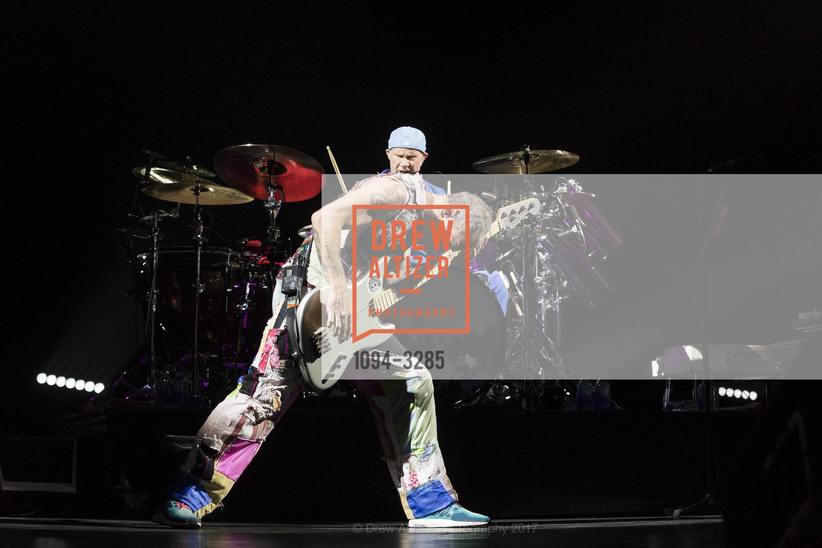 The Red Hot Chili Peppers, Photo #1094-3285