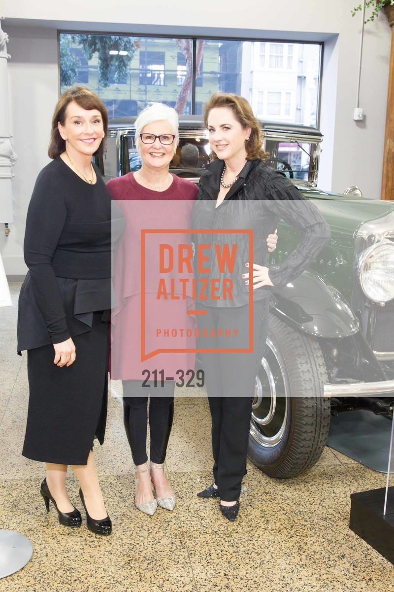 Elisa Stephens, Mary Scott, Lisa Harris, Gucci & Vogue Dinner, Academy of Art University. Academy of Art University , . 1849 Washington Street, October 1st, 2015, Photo #211-329 Elisa Stephens, Mary Scott, Lisa Harris, Photo #211-329
