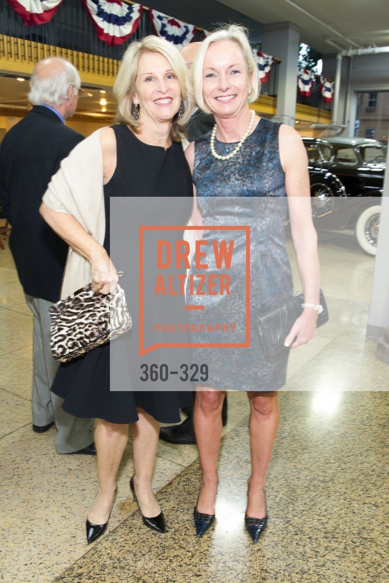 Joan Henricks, Janet Higgins, Gucci & Vogue Dinner, Academy of Art University. Academy of Art University , . 1849 Washington Street, October 1st, 2015, Photo #360-329 Joan Henricks, Janet Higgins, Photo #360-329