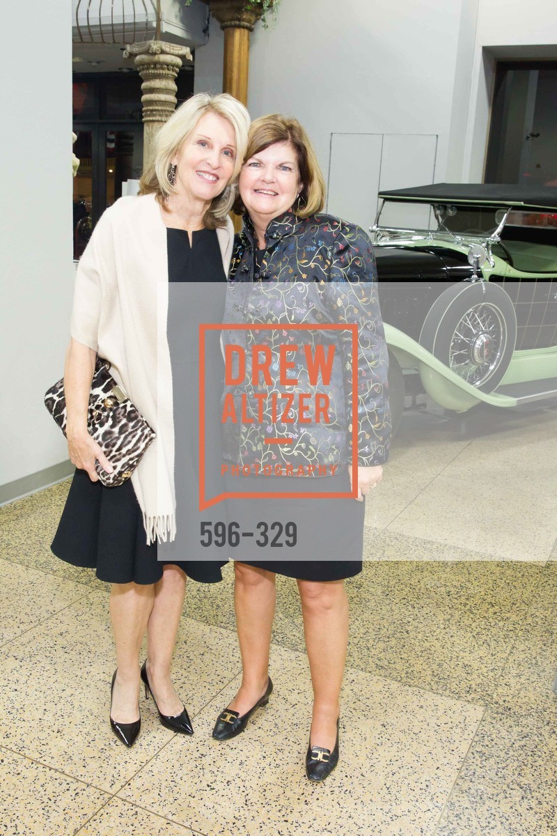 Joan Henricks, Carolyn Rogers, Gucci & Vogue Dinner, Academy of Art University. Academy of Art University , . 1849 Washington Street, October 1st, 2015, Photo #596-329 Joan Henricks, Carolyn Rogers, Photo #596-329