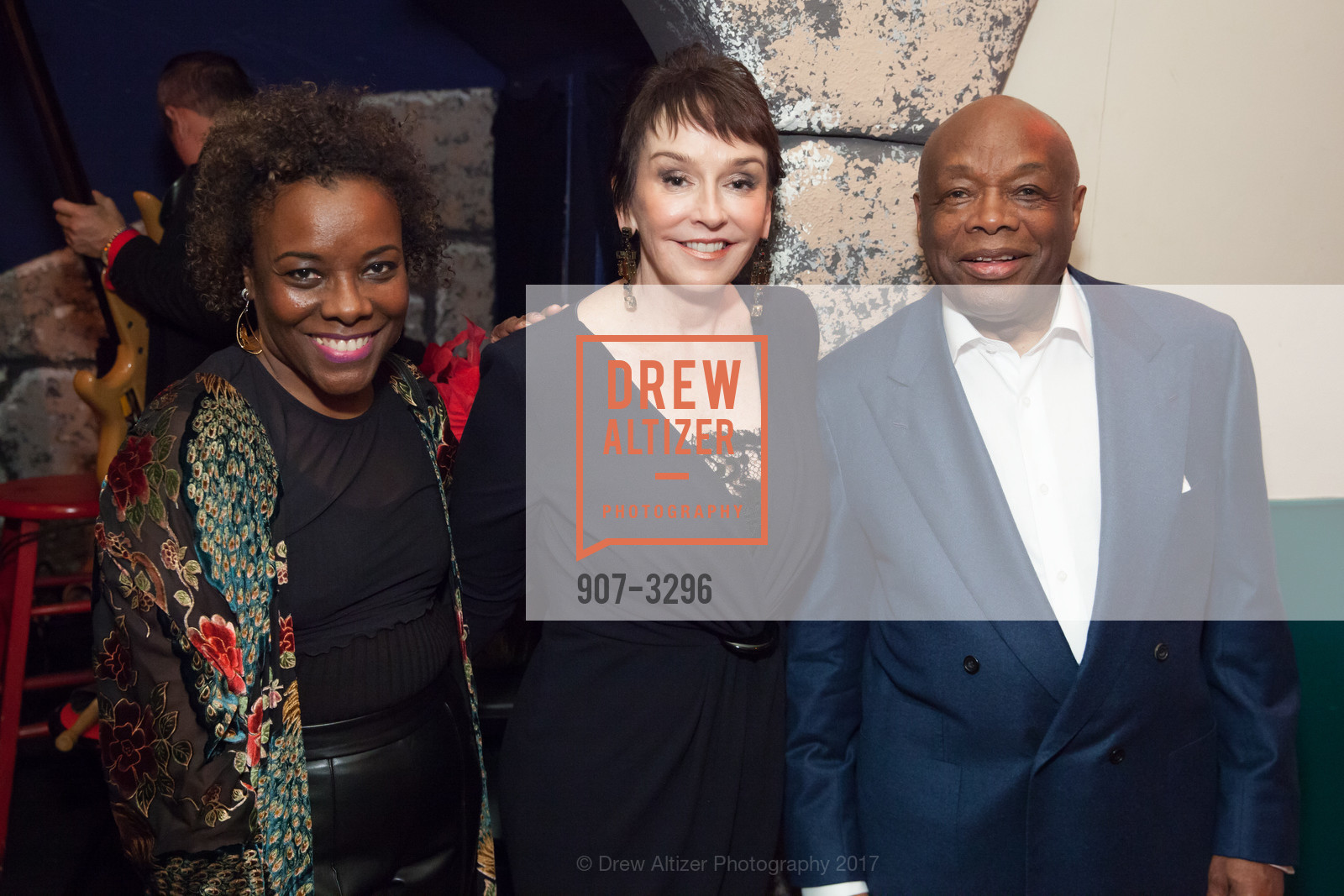 Robin Brown, Elisa Stephens, Willie Brown, Photo #907-3296