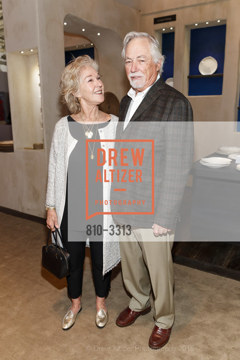 Susie Tompkins Buell, Mark Buell, FOG Design+Art Preview Gala 2018, Fort Mason Center. 2 Marina Blvd, January 10th, 2018, Photo #810-3313 Susie Tompkins Buell, Mark Buell, Photo #810-3313