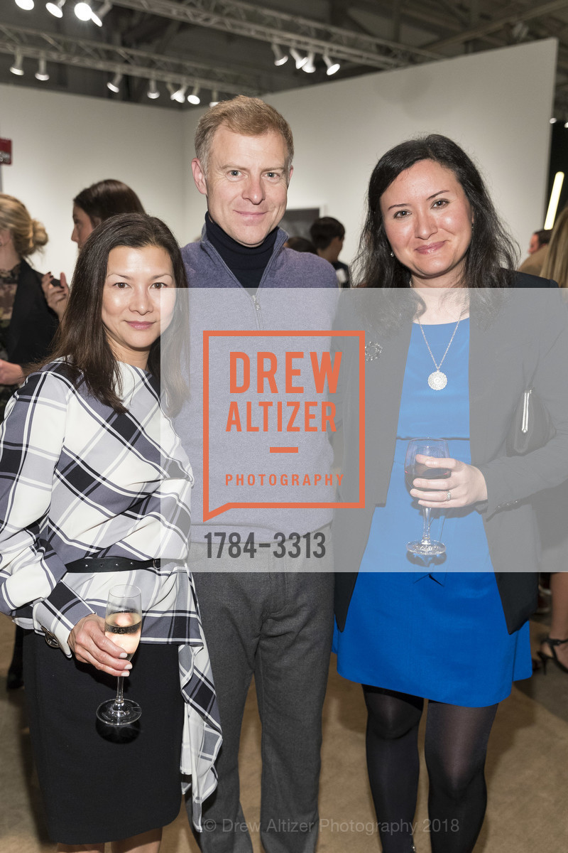 Lizelle Green, Martin Green, Linde Lehtinen, FOG Design+Art Preview Gala 2018, Fort Mason Center. 2 Marina Blvd, January 10th, 2018, Photo #1784-3313 Lizelle Green, Martin Green, Linde Lehtinen, Photo #1784-3313