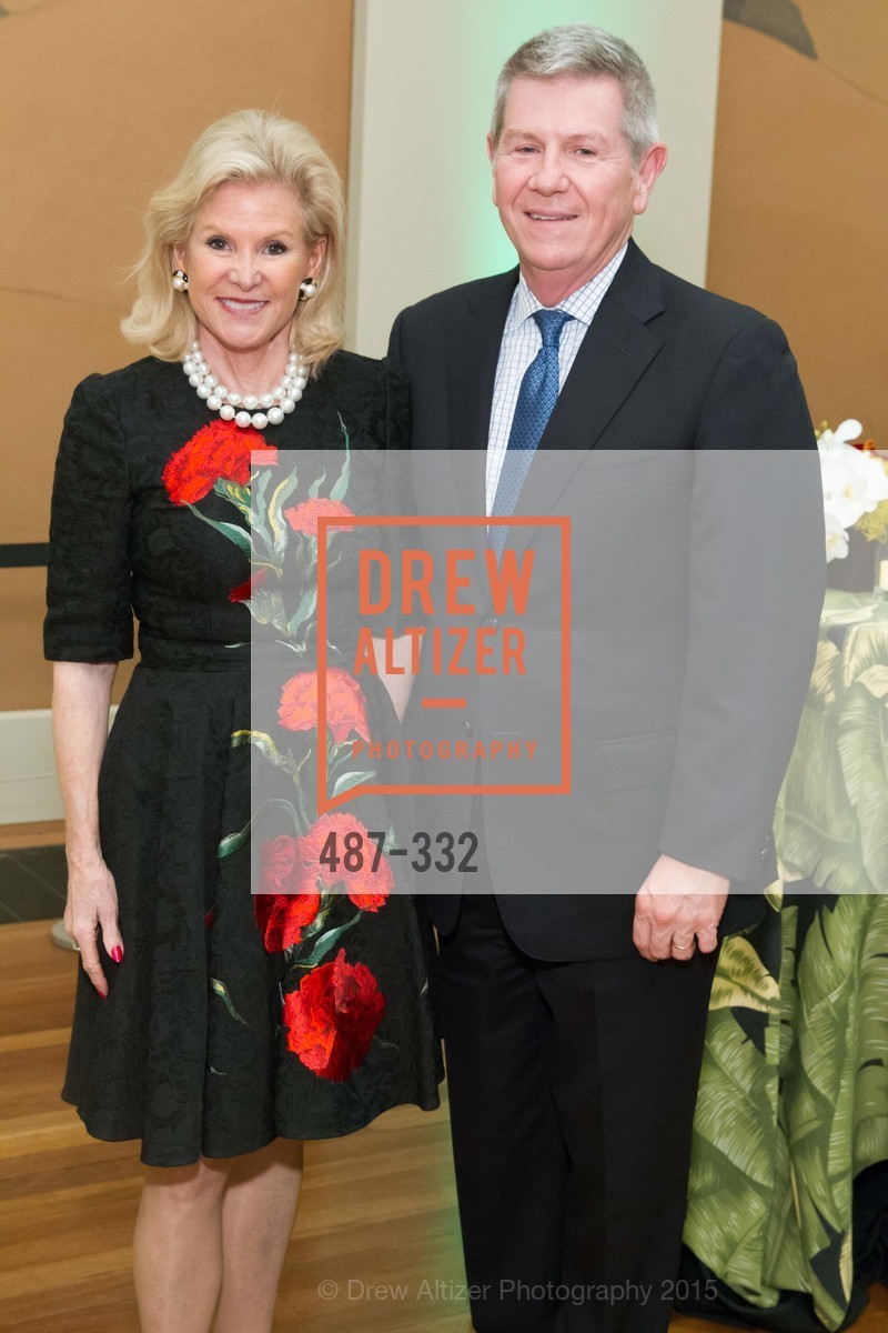 Dede Wilsey, Richard Benefield, Gucci & Vogue Dinner, de Young Museum. de Young Museum, September 30th, 2015, Photo #487-332 Dede Wilsey, Richard Benefield, Photo #487-332