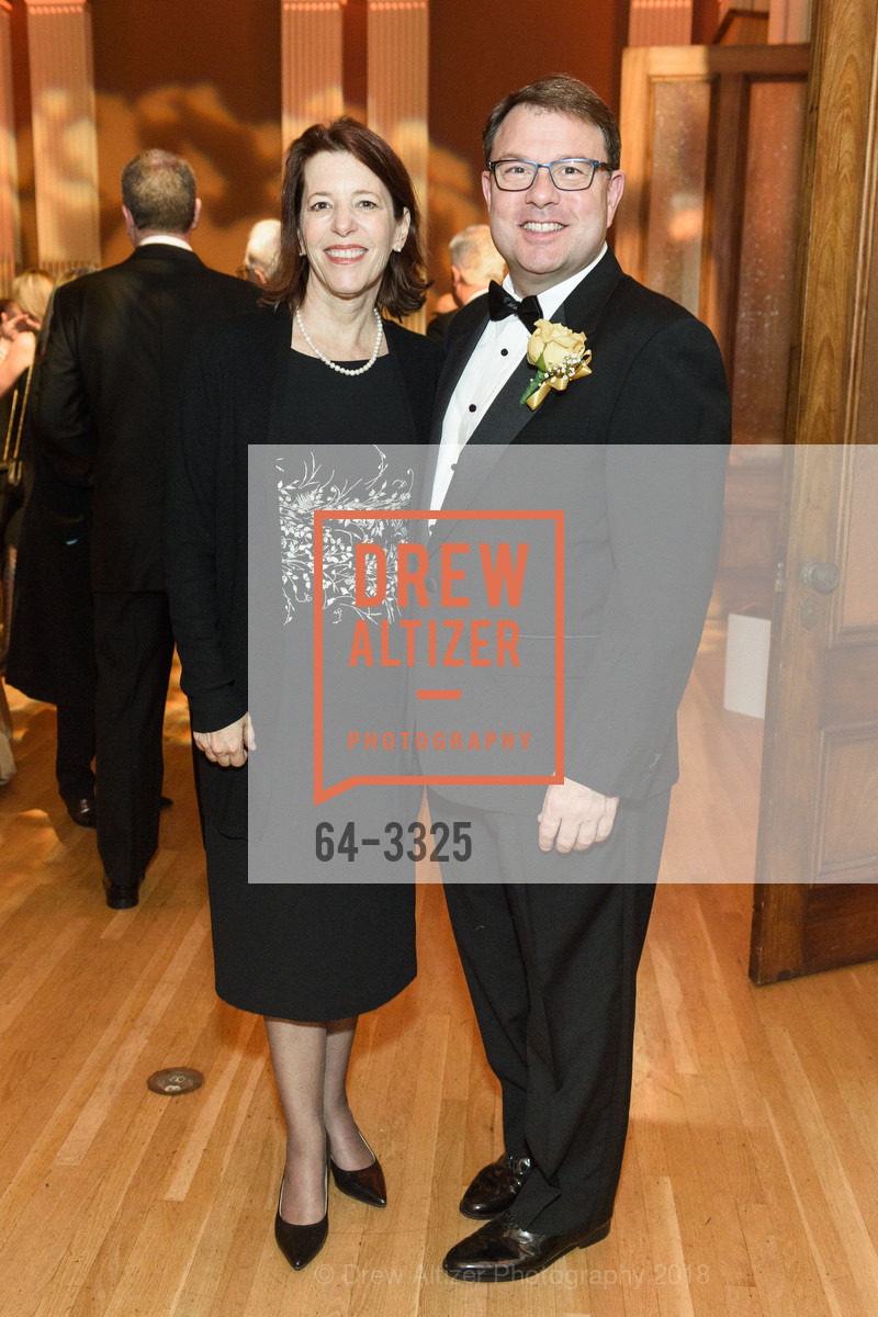 Deborah Gonzalez, Tony Gonzalez, Photo #64-3325