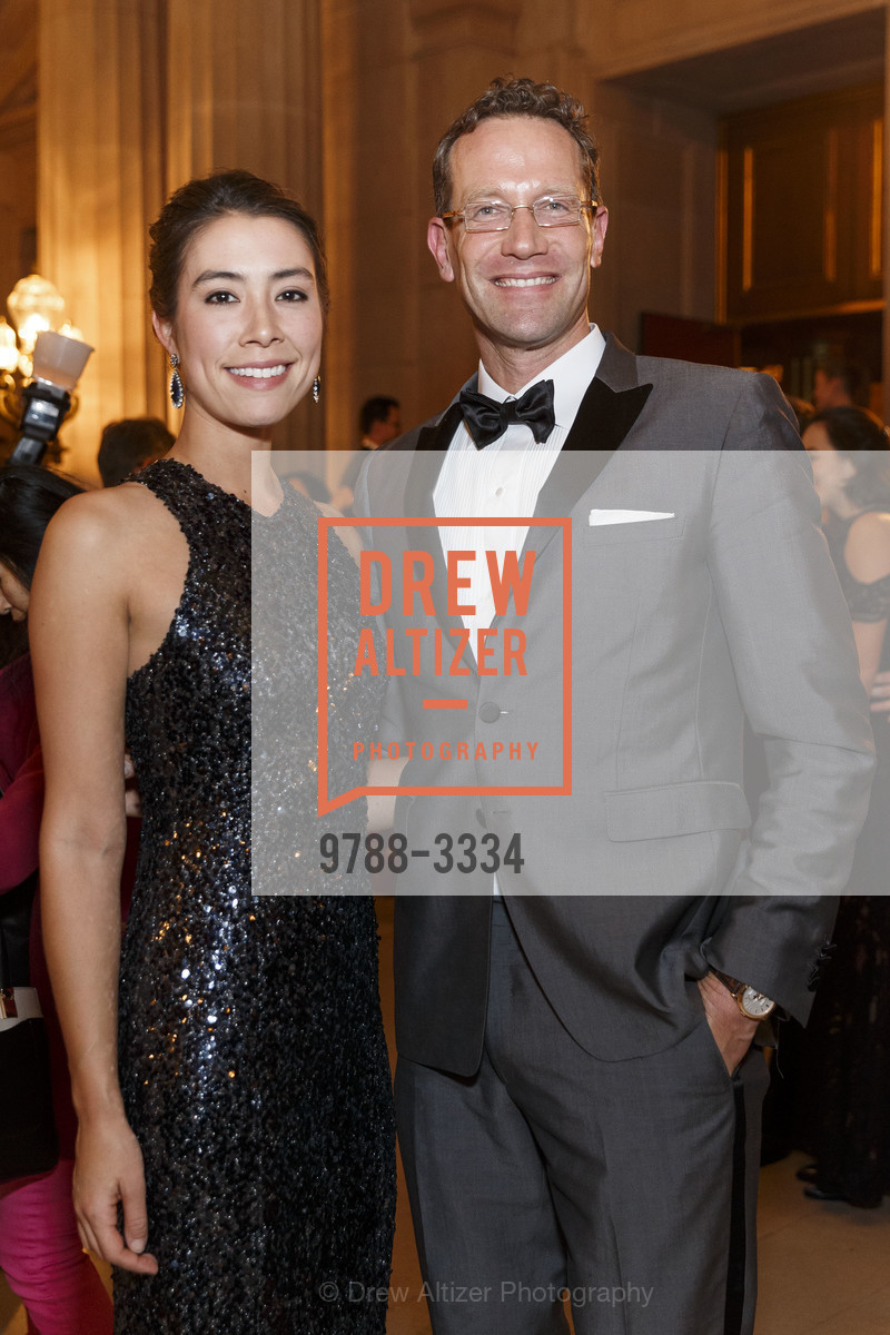 Alexandra Wilbur, Ken DeLeon, SF Ballet Opening Night Gala: Celestial 2018, City Hall and War Memorial Opera House. City Hall 1 Dr. Carlton B Goodlett Place, Photo #9788-3334 Alexandra Wilbur, Ken DeLeon, Photo #9788-3334