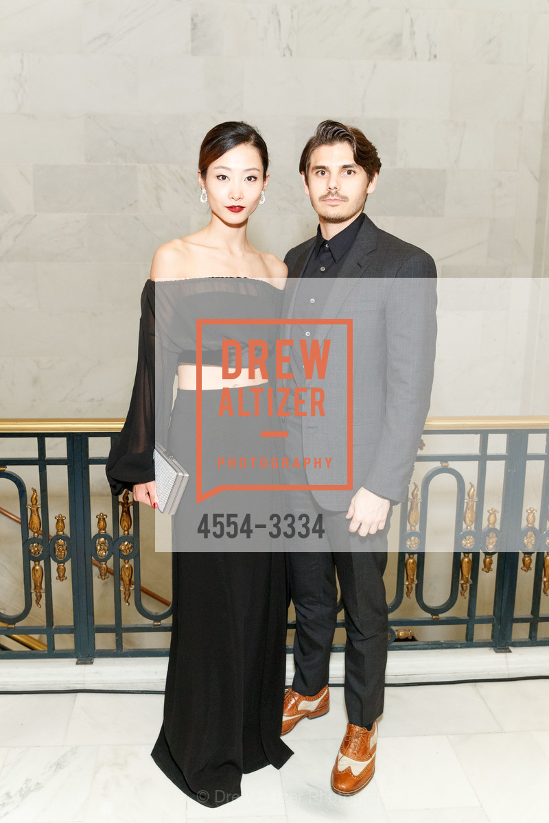 Wanting Zhao, Ryan Strongin, SF Ballet Opening Night Gala: Celestial 2018, City Hall and War Memorial Opera House. City Hall 1 Dr. Carlton B Goodlett Place, Photo #4554-3334 Wanting Zhao, Ryan Strongin, Photo #4554-3334