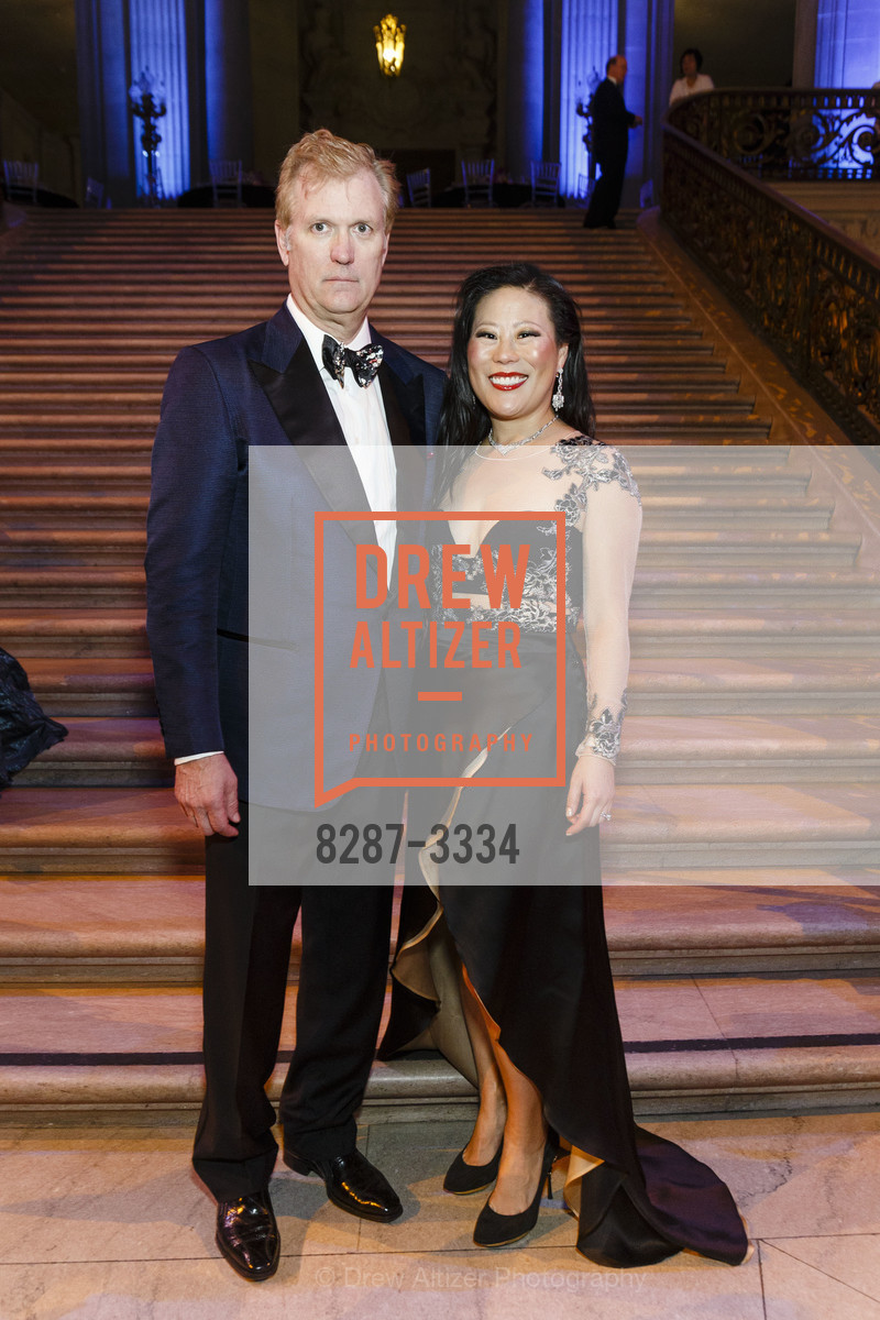Mike O'neal, May O'Neal, SF Ballet Opening Night Gala: Celestial 2018, City Hall and War Memorial Opera House. City Hall 1 Dr. Carlton B Goodlett Place, Photo #8287-3334 Mike O'neal, May O'Neal, Photo #8287-3334