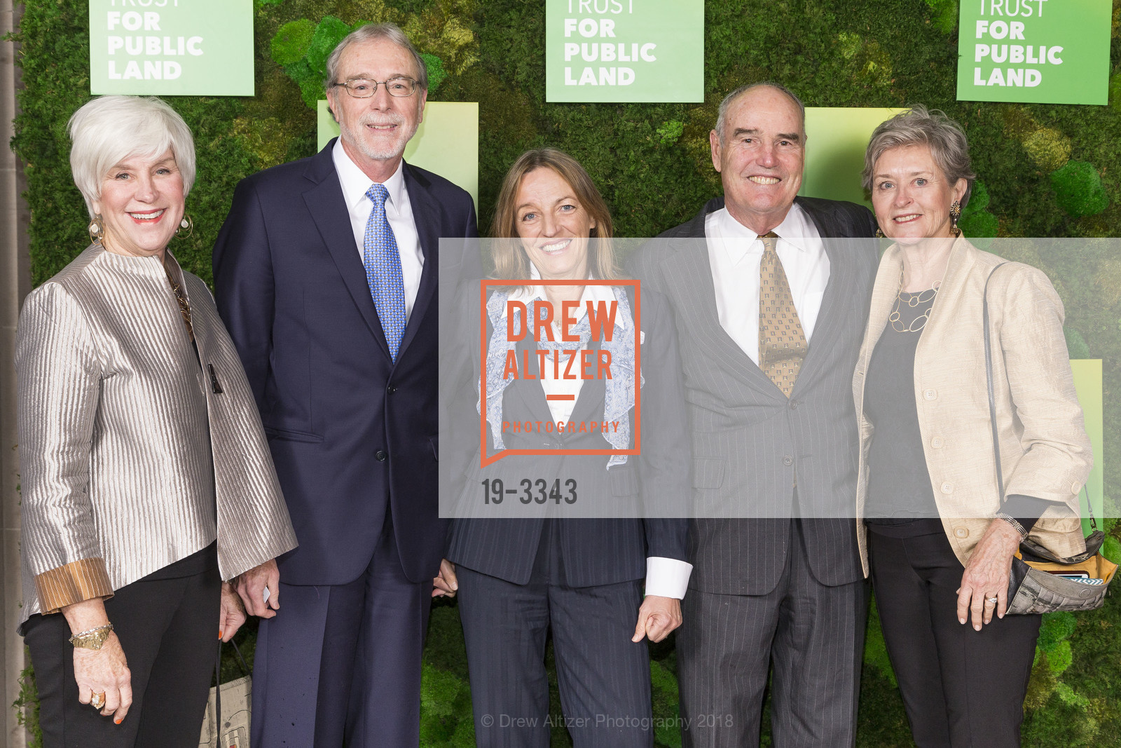 Anne Pardee, John Pardee, Vera Pardee, Dick Beahrs, Carolyn Beahrs, The Trust for Public Land's San Francisco Gala 2018, San Francisco City Hall. 1 Dr Carlton B Goodlett Place, January 24th, 2018, Photo #19-3343 Anne Pardee, John Pardee, Vera Pardee, Dick Beahrs, Carolyn Beahrs, Photo #19-3343