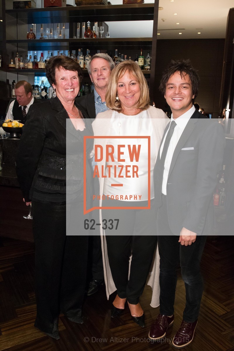 Susie McCormick, Jeff Brody, Toni Knorr, Jamie Cullum, Gucci & Vogue Dinner, St. Regis. St. Regis, October 2nd, 2015, Photo #62-337 Susie McCormick, Jeff Brody, Toni Knorr, Jamie Cullum, Photo #62-337