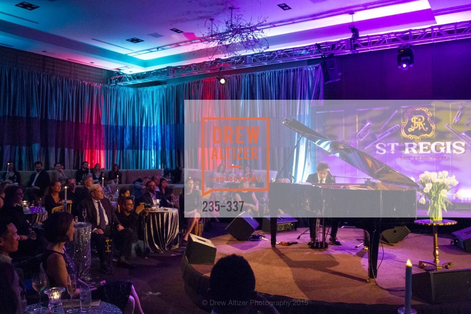 Jamie Cullum, Gucci & Vogue Dinner, St. Regis. St. Regis, October 2nd, 2015, Photo #235-337 Jamie Cullum, Photo #235-337