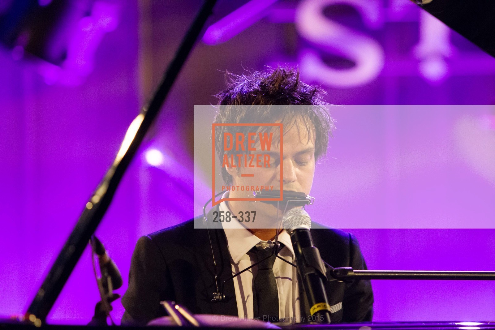 Jamie Cullum, Gucci & Vogue Dinner, St. Regis. St. Regis, October 2nd, 2015, Photo #258-337 Jamie Cullum, Photo #258-337