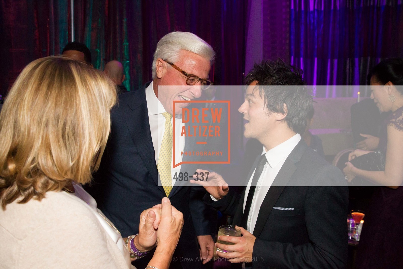 Jim Petrus, Jamie Cullum, Gucci & Vogue Dinner, St. Regis. St. Regis, October 2nd, 2015, Photo #498-337 Jim Petrus, Jamie Cullum, Photo #498-337