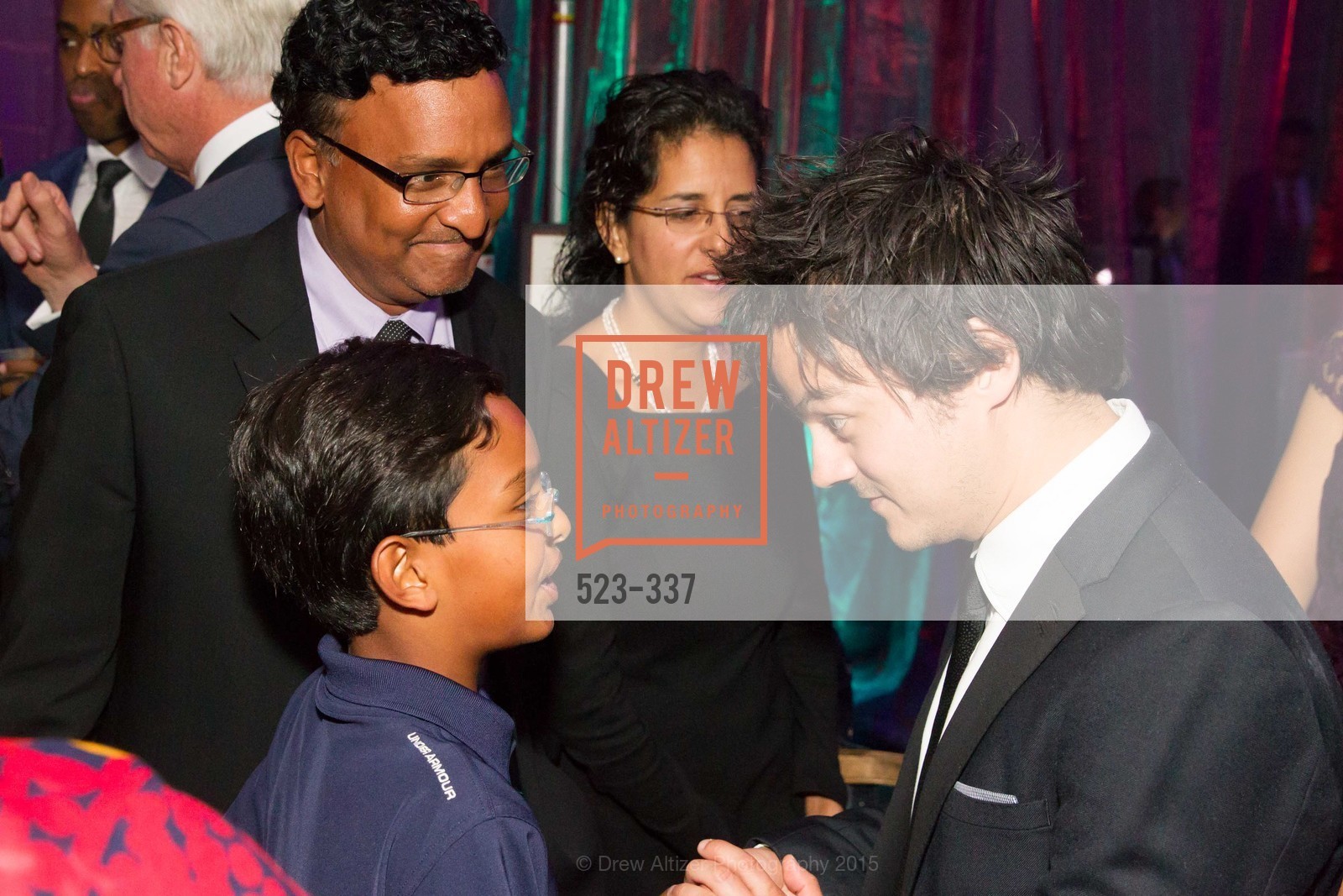 Aiden Dial, Jamie Cullum, Gucci & Vogue Dinner, St. Regis. St. Regis, October 2nd, 2015, Photo #523-337 Aiden Dial, Jamie Cullum, Photo #523-337